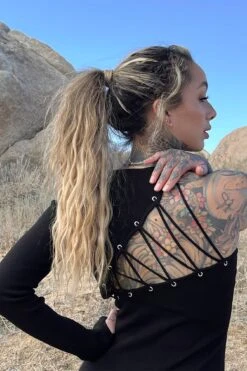 Robe à Une Manche -Lady Doux Soldes Magasin nakd cleo kinnaman one sleeve lacing detail knitted dress 1741 000011 0002 102