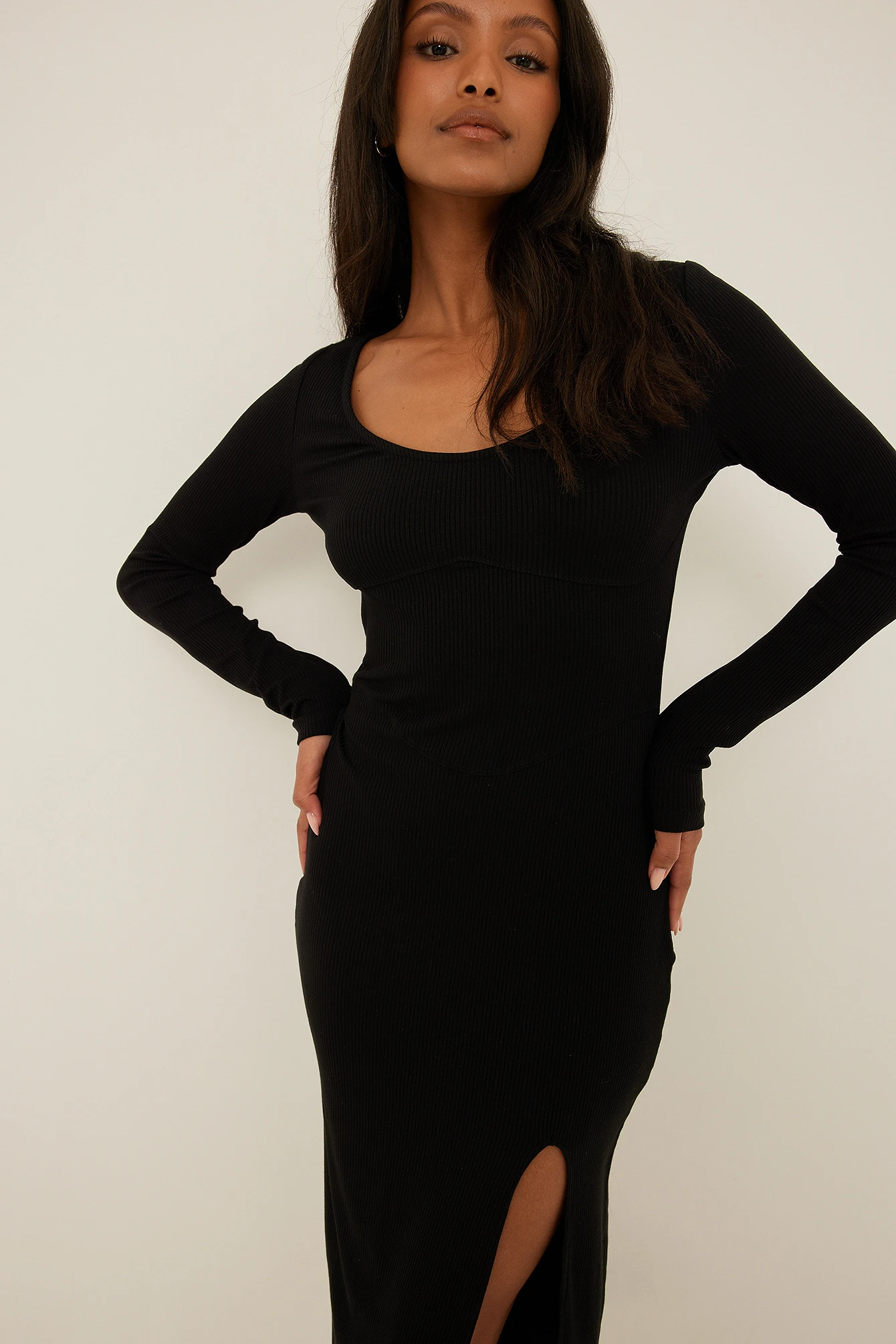 NA-KD Robe Style Corset Mi-longue 7 NA-KD Robe Style Corset Mi-longue – Image 7