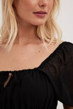 NA-KD Robe Courte En Mousseline Effet Froissé -Lady Doux Soldes Magasin nakd crinkled chiffon mini dress 1100 007110 0002 2254