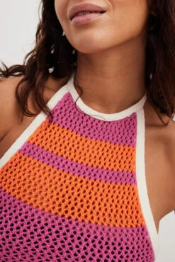 Robe Courte Dos Nu En Maille Crochetée -Lady Doux Soldes Magasin nakd crochet halterneck mini dress 1736 000611 0061 20100