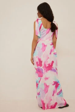 NA-KD Robe Longue Avec Cristaux 6 NA-KD Robe Longue Avec Cristaux -Lady Doux Soldes Magasin nakd crystal detail maxi dress 1018 009706 9398 0328