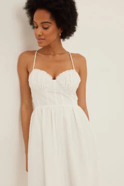 Robe En Lin à Armatures -Lady Doux Soldes Magasin nakd cup detail linen dress 1018 009127 0001 4274