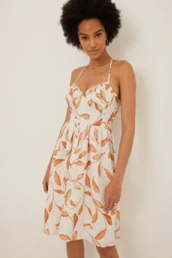 Robe En Lin à Armatures 15 Robe En Lin à Armatures -Lady Doux Soldes Magasin nakd cup detail linen dress 1018 009127 1920 4727 1