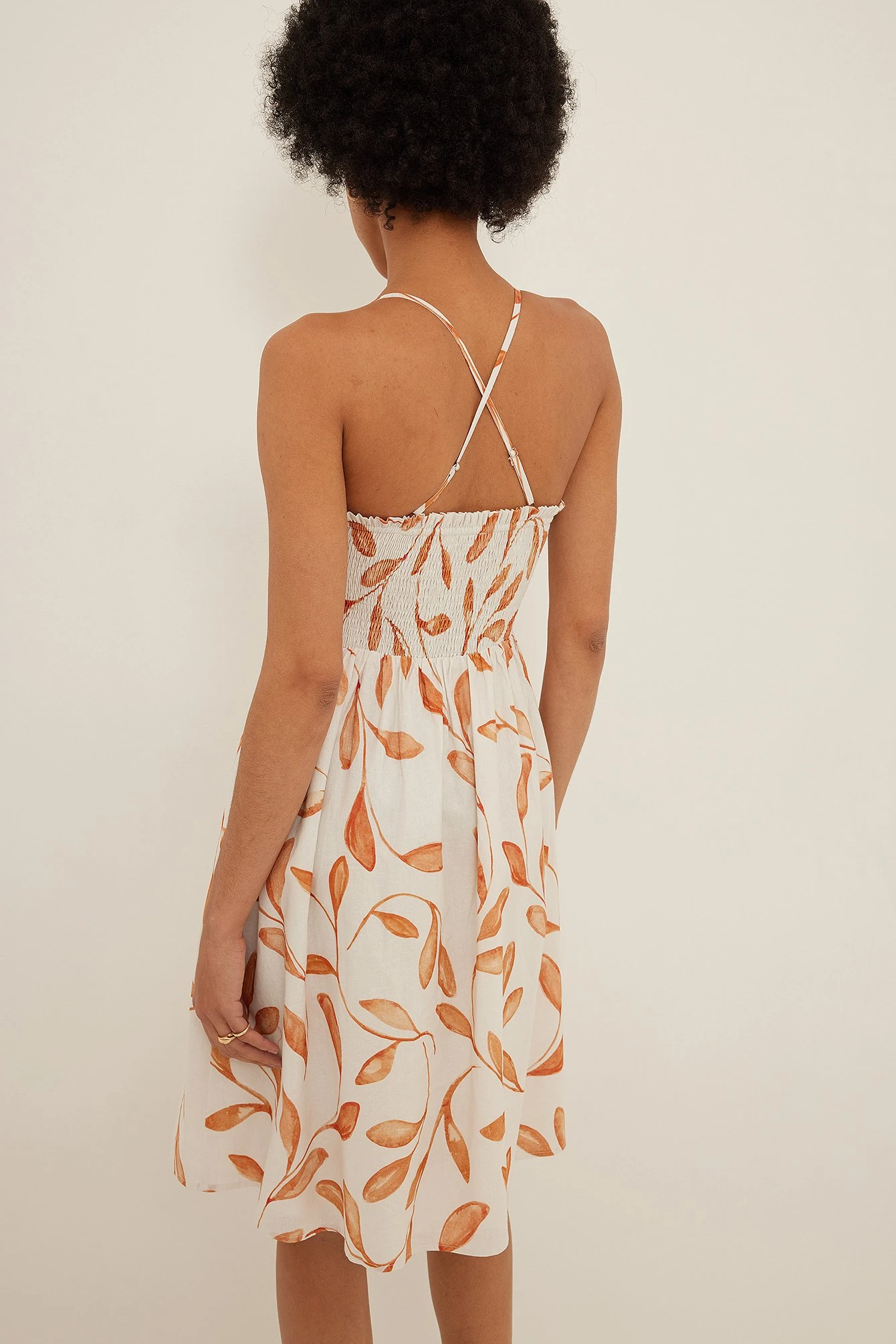 Robe En Lin à Armatures 7 Robe En Lin à Armatures – Image 7