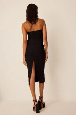 Robe Tube Mi-longue à Armatures -Lady Doux Soldes Magasin nakd cup tube midi dress 1736 000311 0002 1241