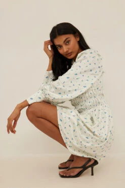 Mini Robe Satin -Lady Doux Soldes Magasin nakd cups detail structured satin mini dress 1017 001522 3124 2213