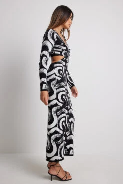 Robe Longue En Tricot à Découpes -Lady Doux Soldes Magasin nakd cut out knitted maxi dress 1018 009987 0041 10999