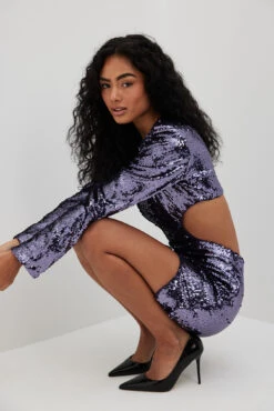 Robe Courte à Découpes Et Sequins