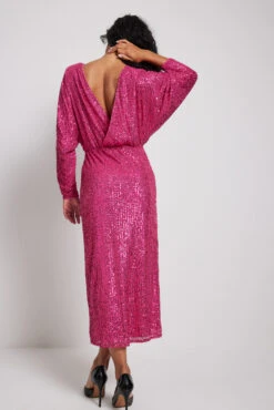 Robe Midi En Sequin Avec Décolleté Dos -Lady Doux Soldes Magasin nakd deep back sequin midi dress 1017 001871 0015 3049