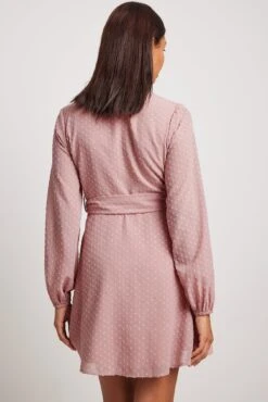 Robe Mini Portefeuille En Dobby -Lady Doux Soldes Magasin nakd dobby overlap mini dress 1014 001465 0115 11489