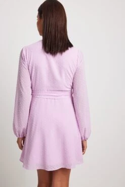 Robe Mini Portefeuille En Dobby -Lady Doux Soldes Magasin nakd dobby overlap mini dress 1014 001465 0368 12111