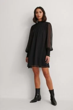 Robe Dobby À Smocks 7 Robe Dobby À Smocks -Lady Doux Soldes Magasin nakd dobby smocked dress 1014 000998 0002 01c 1