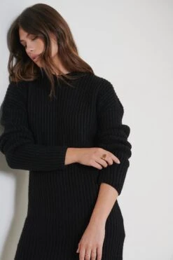 Robe En Maille à épaules Tombantes -Lady Doux Soldes Magasin nakd dropped shoulder knitted dress 1733 000011 0002 04a