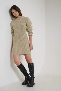 Robe En Maille à épaules Tombantes -Lady Doux Soldes Magasin nakd dropped shoulder knitted dress 1733 000011 1201 03c