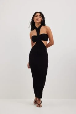 Robe Longue En Tricot Fin à Découpes 9 Robe Longue En Tricot Fin à Découpes -Lady Doux Soldes Magasin nakd fine knitted cut out detail maxi dress 1018 010183 0002 24655