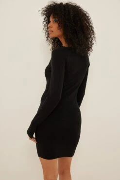 NA-KD Robe Mini En Tricot Fin à Encolure Carrée 17 NA-KD Robe Mini En Tricot Fin à Encolure Carrée -Lady Doux Soldes Magasin nakd fine knitted square neck mini dress 1100 005969 0002 37518