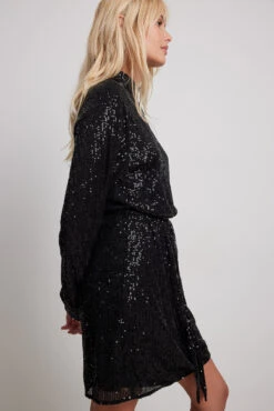 Robe Fluide Ceinturée à Sequins -Lady Doux Soldes Magasin nakd flowy belted sequin dress 1017 002000 0002 0663