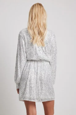 Robe Fluide Ceinturée à Sequins -Lady Doux Soldes Magasin nakd flowy belted sequin dress 1017 002000 0014 0765