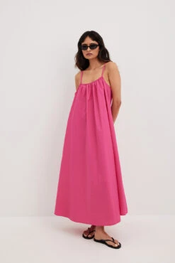 Robe Mi-longue Fluide En Coton -Lady Doux Soldes Magasin nakd flowy cotton midi dress 1014 001557 0015 14331