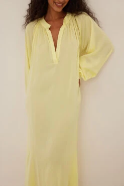 Robe Longue Fluide -Lady Doux Soldes Magasin nakd flowy maxi dress 1014 001472 0404 0021