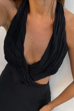 Maxi Robe Dos Nu 15 Maxi Robe Dos Nu -Lady Doux Soldes Magasin nakd flowy maxi halterneck dress 1708 000116 0002 1 social