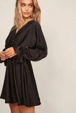 Robe Mini Fluide -Lady Doux Soldes Magasin nakd flowy mini ls dress 1014 001317 0002 04j