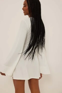 Robe Courte à Manches Longues Avec Anneau -Lady Doux Soldes Magasin nakd flowy ring detailed dress 1692 000082 0260 7613