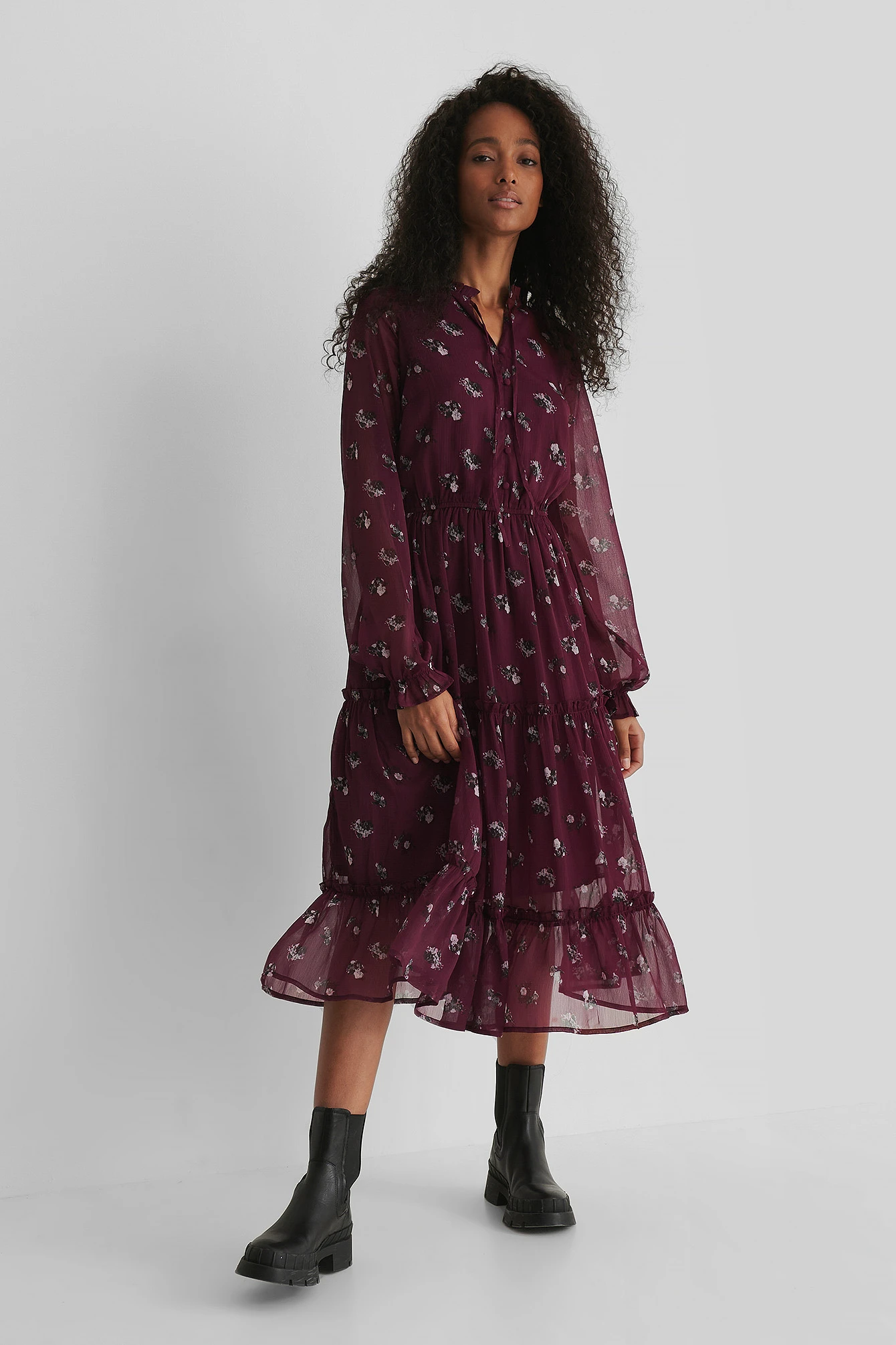 Robe Midi Col Haut À Volant 3 Robe Midi Col Haut À Volant – Image 3