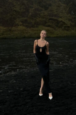 Robe Longue à Découpe Sur Le Devant -Lady Doux Soldes Magasin nakd front cut out maxi dress 1786 000006 0002 38935 editorial