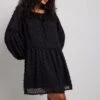 Robe Courte Texturée Duveteuse