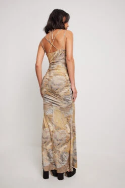 Robe Longue Froncée Sur La Poitrine Avec Lanières 8 Robe Longue Froncée Sur La Poitrine Avec Lanières -Lady Doux Soldes Magasin nakd gathered chest straps detail maxi dress 1686 000101 0373 10516