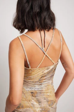 Robe Longue Froncée Sur La Poitrine Avec Lanières 10 Robe Longue Froncée Sur La Poitrine Avec Lanières -Lady Doux Soldes Magasin nakd gathered chest straps detail maxi dress 1686 000101 0373 10518