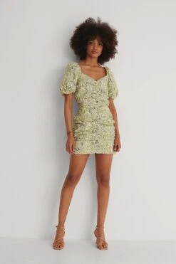 Robe Mini à Fronces Biologique -Lady Doux Soldes Magasin nakd gathered mini cotton dress 1018 007311 8202 03c