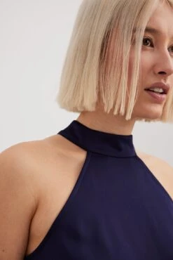 Robe Longue En Satin à Col Montant -Lady Doux Soldes Magasin nakd high neck maxi satin dress 1017 002237 0018 0657 1