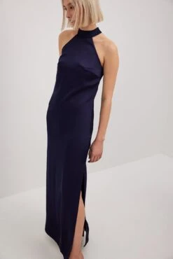 Robe Longue En Satin à Col Montant -Lady Doux Soldes Magasin nakd high neck maxi satin dress 1017 002237 0018 0669 1