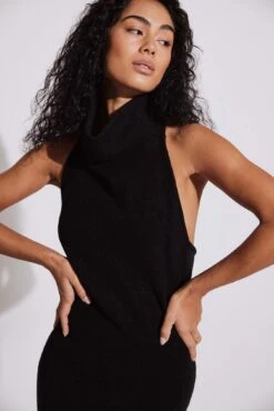 Robe Longue En Maille à Dos Nu 9 Robe Longue En Maille à Dos Nu -Lady Doux Soldes Magasin nakd knitted halterneck maxi dress 1018 009990 0002 bts2