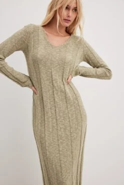 NA-KD Robe Mi-longue En Maille à Larges Côtes -Lady Doux Soldes Magasin nakd knitted wide rib midi dress 1100 007006 8909 16197 1