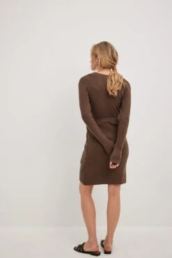 NA-KD Robe Mini Portefeuille à Ceinture -Lady Doux Soldes Magasin nakd knitted wrap midi dress 1100 006770 0017 28955