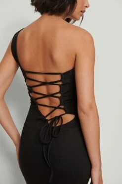 Robe à Dos Lacé -Lady Doux Soldes Magasin nakd lacing back dress 1018 008483 0002 04g