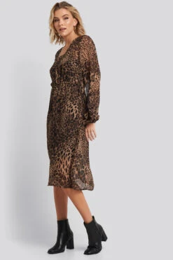 Robe Dentelle à Cordons -Lady Doux Soldes Magasin nakd leo drawstring dress 1014 000685 1045 03c