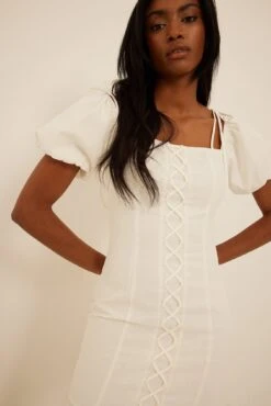 Robe Mini Lacée Sur Le Devant -Lady Doux Soldes Magasin nakd linen lacing front balloon sleeve mini dress 1014 001405 03420936