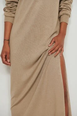 NA-KD Robe Longue Fendue En Tricot à Col Montant -Lady Doux Soldes Magasin nakd long high neck knitted slit 1100 005371 0005 04g 1