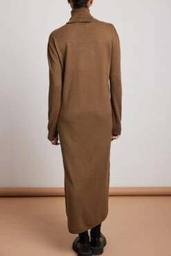 NA-KD Robe Longue Fendue En Tricot à Col Montant -Lady Doux Soldes Magasin nakd long high neck knitted sllit dress 1100 005371 0017 0412 1