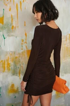 À Manches Longues Mini Robe à Cordon -Lady Doux Soldes Magasin nakd long sleeve drawstring mini dress 1017 001430 0017 03b