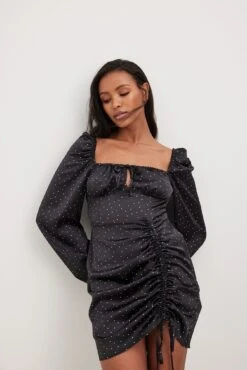 Robe Mini à Fronces à Manches Longues -Lady Doux Soldes Magasin nakd long sleeve gathered mini dress 1736 000609 1511 37486 1