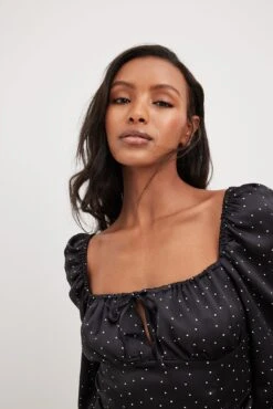 Robe Mini à Fronces à Manches Longues -Lady Doux Soldes Magasin nakd long sleeve gathered mini dress 1736 000609 1511 37509 1