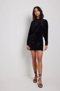 Robe Courte Ample En Velours -Lady Doux Soldes Magasin nakd loose velvet mini dress 1017 002018 0002 31348