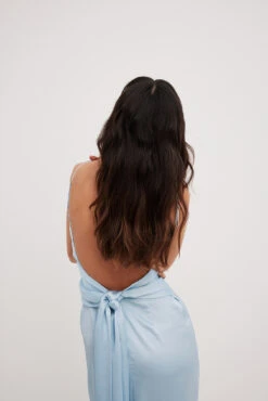 Robe Longue En Satin à Dos Dégagé -Lady Doux Soldes Magasin nakd low back satin maxi dress 1804 000007 0047 10847