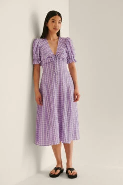 Robe Midi À Carreaux Avec Cordon -Lady Doux Soldes Magasin nakd midi check drawstring dress 1014 001233 0368 01c