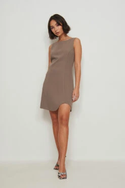 Robe Mini Asymétrique -Lady Doux Soldes Magasin nakd mini asymmetric dress 1017 001105 0119 03c